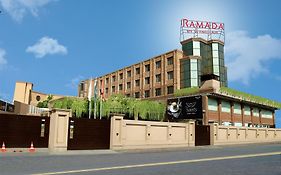 Ramada By Wyndham Hotell 5*